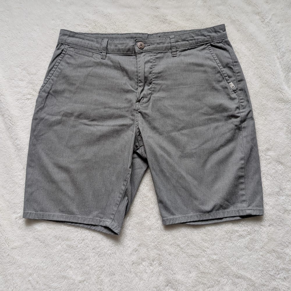 Quicksilver Men's Straight Fit Shorts - Size 34